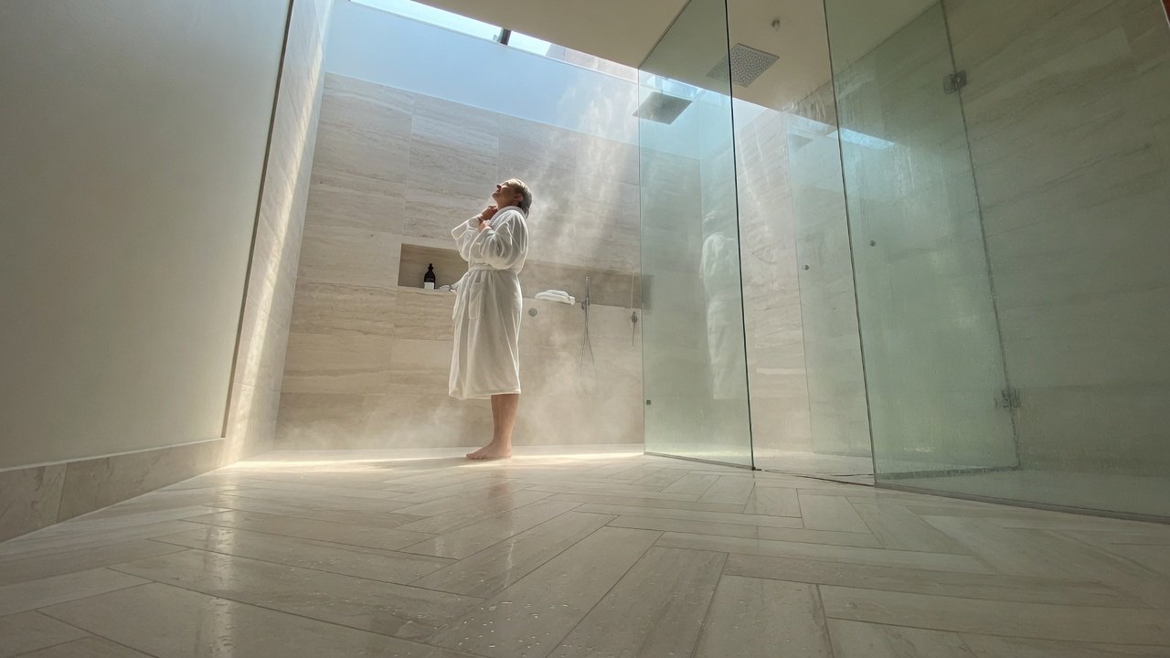 Dimension douche italienne : quelles tailles choisir vraiment pour que ça marche au quotidien